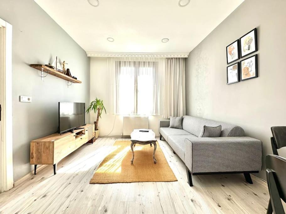 Historical Comfy Flat In Beyoglu Tophane, Galata Apartment Istanbul Luaran gambar